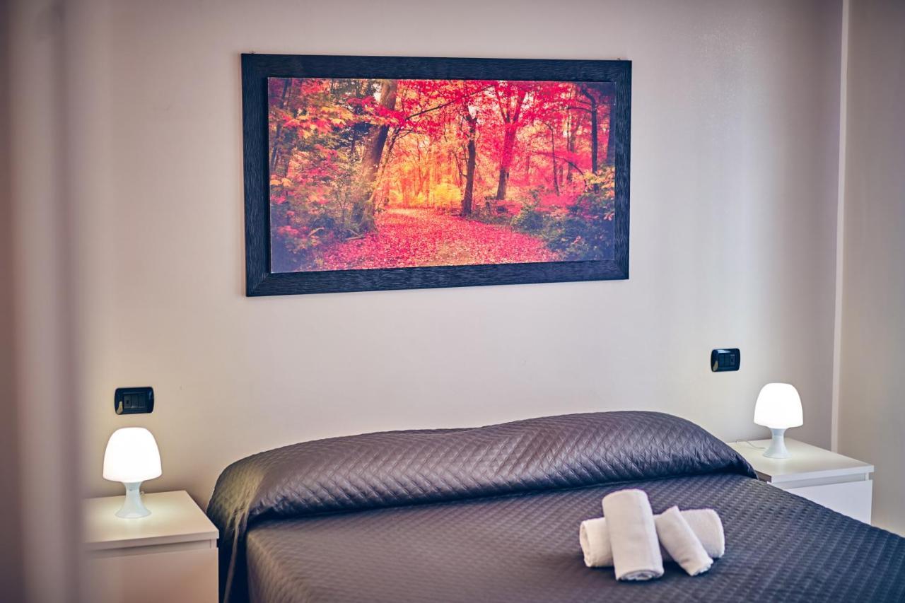 Travelershome 7Metri Guesthouse Чампино Екстериор снимка