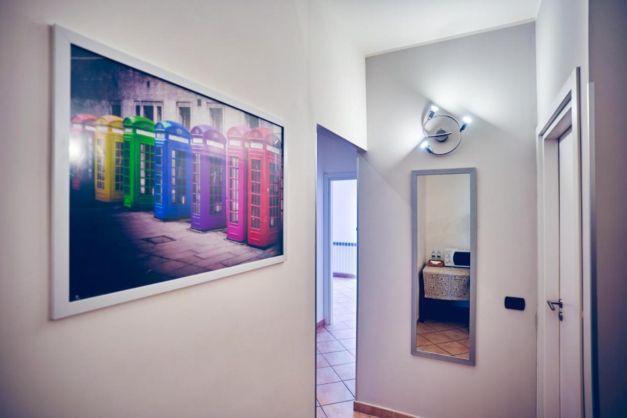 Travelershome 7Metri Guesthouse Чампино Екстериор снимка