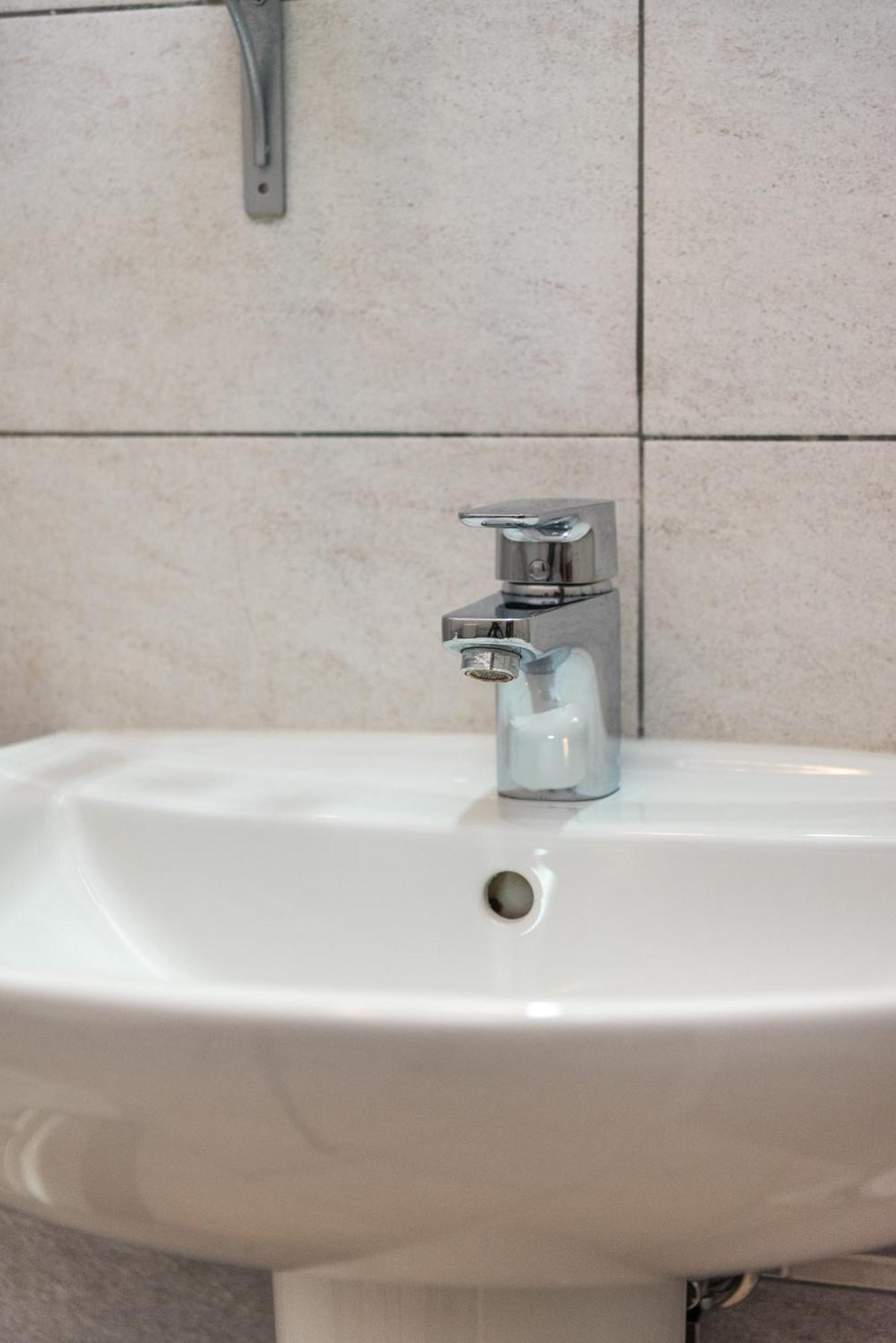 Travelershome 7Metri Guesthouse Чампино Екстериор снимка